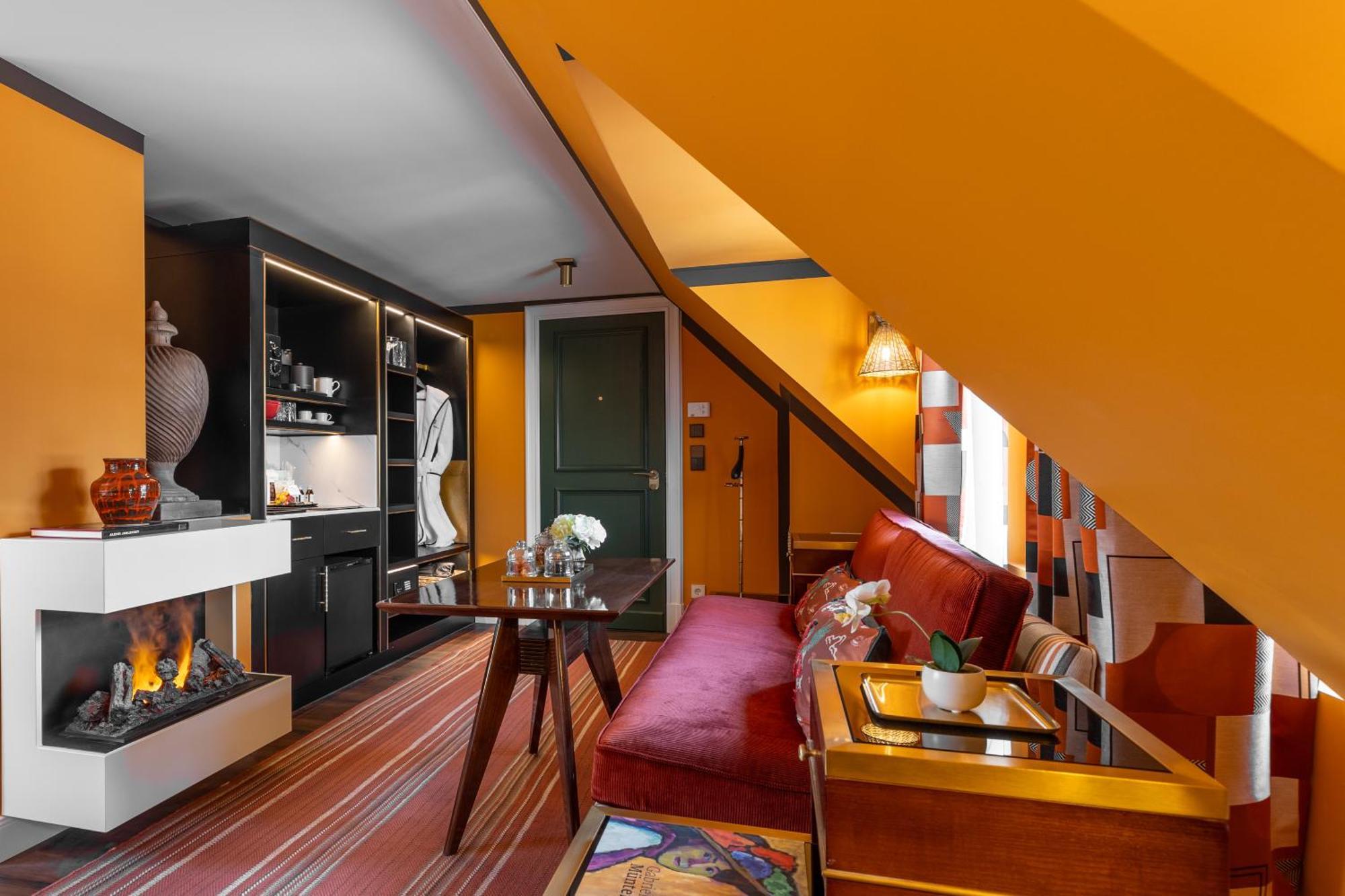 House Of Huetter- Muenchner Kindl, Small Luxury Of The World
